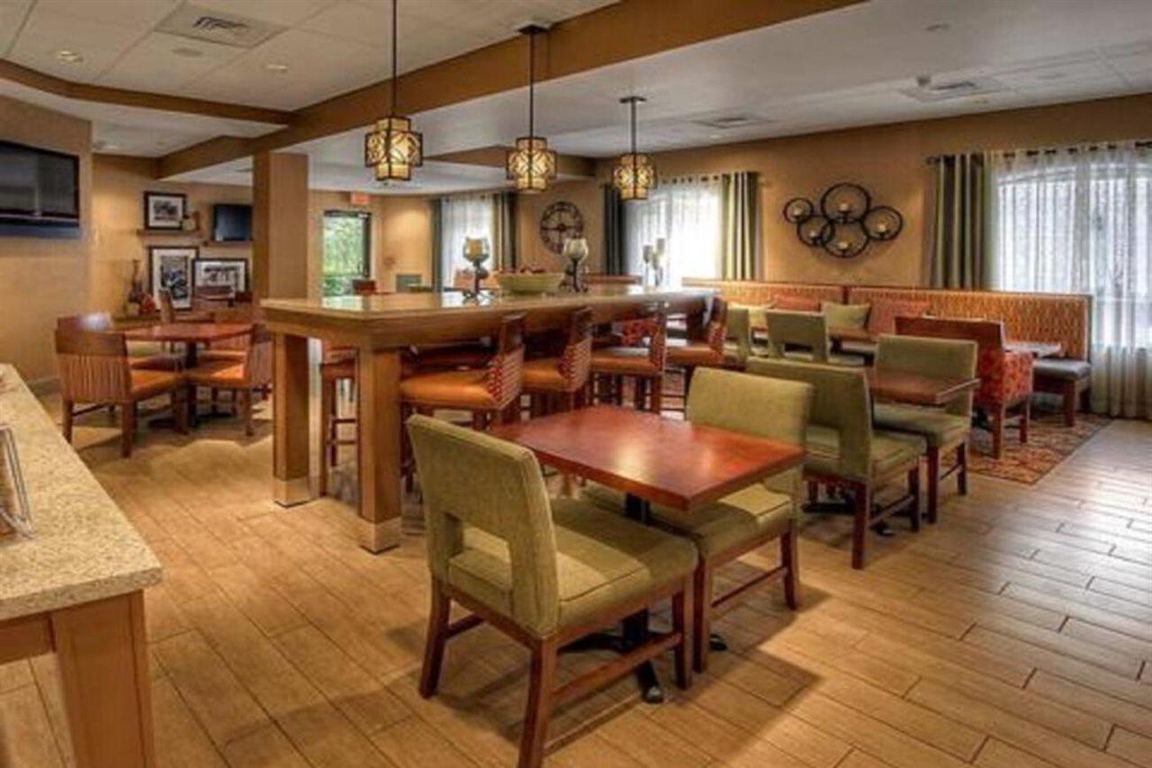 Hampton Inn Johnstown Geistown Extérieur photo